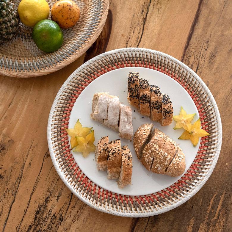 壁掛けトレイ ウォールデコレーション ラタン製 円形 編み込みデザイン トレイバスケット 径約35cm 深さ5cm 13833 |  | 20