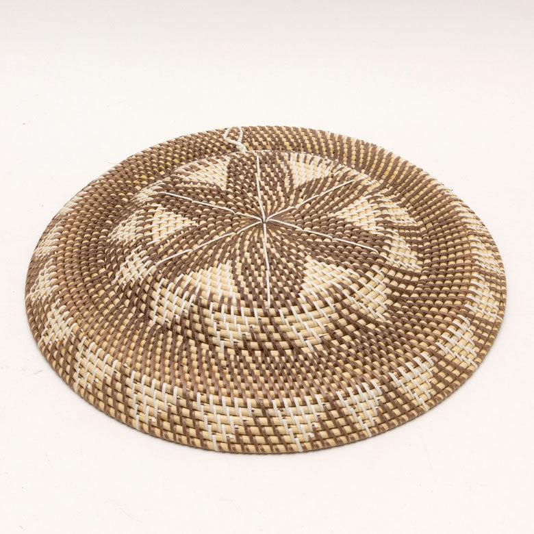 壁掛けトレイ ウォールデコレーション ラタン製 円形 編み込みデザイン トレイバスケット 径約40cm 深さ6cm 13835 |  | 18