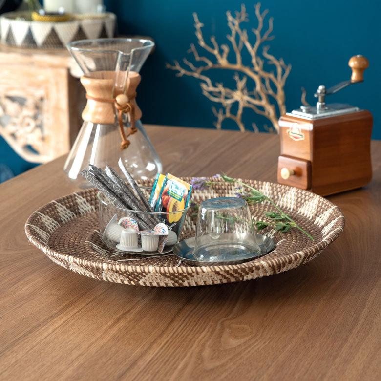 壁掛けトレイ ウォールデコレーション ラタン製 円形 編み込みデザイン トレイバスケット 径約40cm 深さ6cm 13835 |  | 19