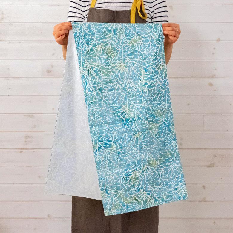 メール便対応 テーブルランナー バティック 布 さらさ 更紗