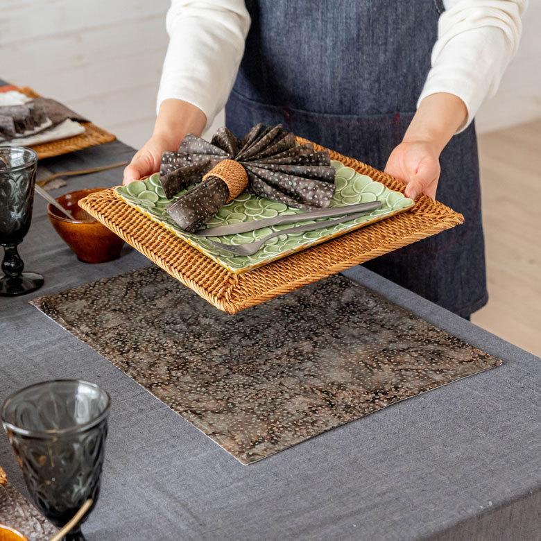 メール便対応 ランチョンマット バティック 布 さらさ 更紗