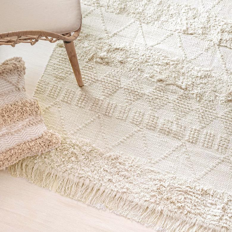 200cm×140cm トルコ製 カーペット ラグ ホワイト アイボリー ラグ ラグマット 140×200cm ホワイト アイボリー BOHO 34424 : アジア
