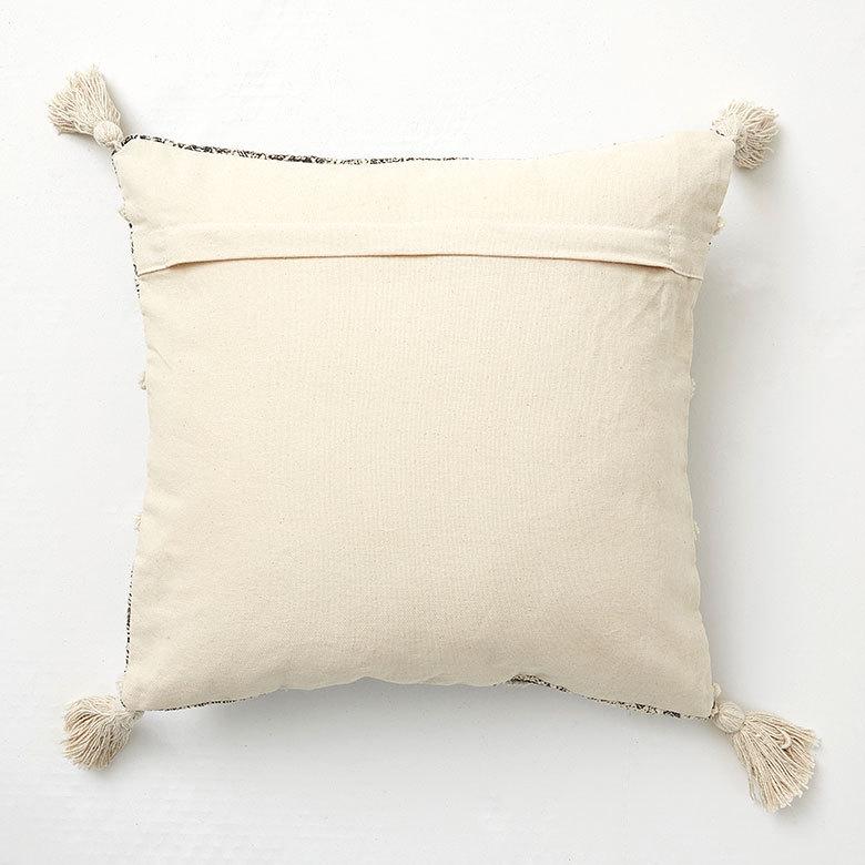 クッションカバー コットン ウーブンプリント 45×45cm タッセル付き Raha ラーハ 34475 |  | 17