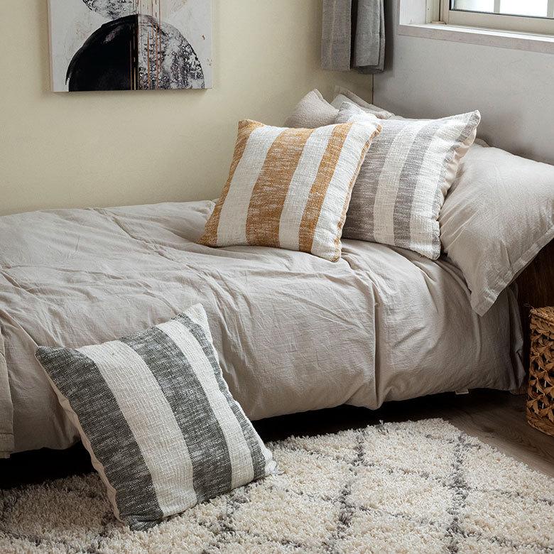 メール便対応 クッションカバー コットンウーブン 45×45cm ボーダー柄 インド 34482 |  | 03