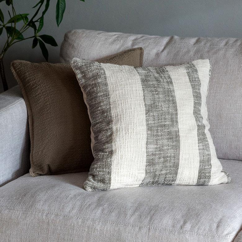 メール便対応 クッションカバー コットンウーブン 45×45cm ボーダー柄 インド 34482 |  | 04