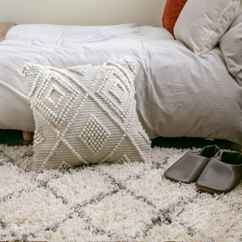 クッションカバー インド アイボリー 幾何柄 ジオメトリック ダイヤ柄 Raha ラーハ 34486-iv |  | 10