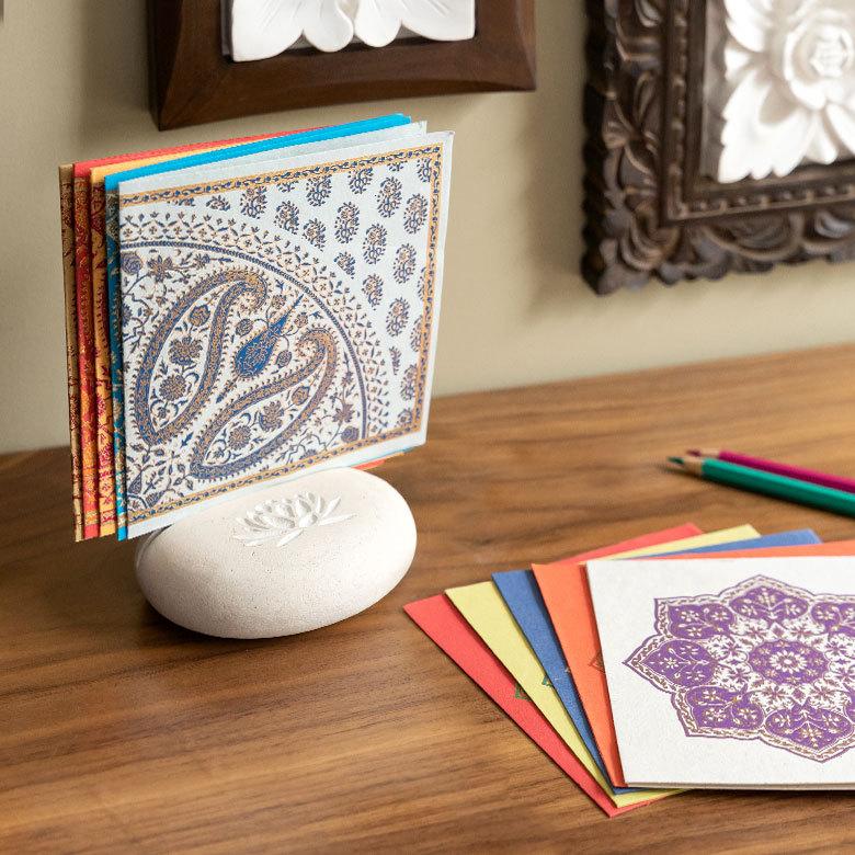 メール便対応 メッセージカード ペイズリー柄 インド 見開き 2つ折り 正方形 12.7cm 34536 |  | 14