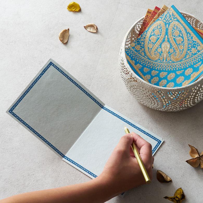 メール便対応 メッセージカード ペイズリー柄 インド 見開き 2つ折り 正方形 12.7cm 34536 |  | 08