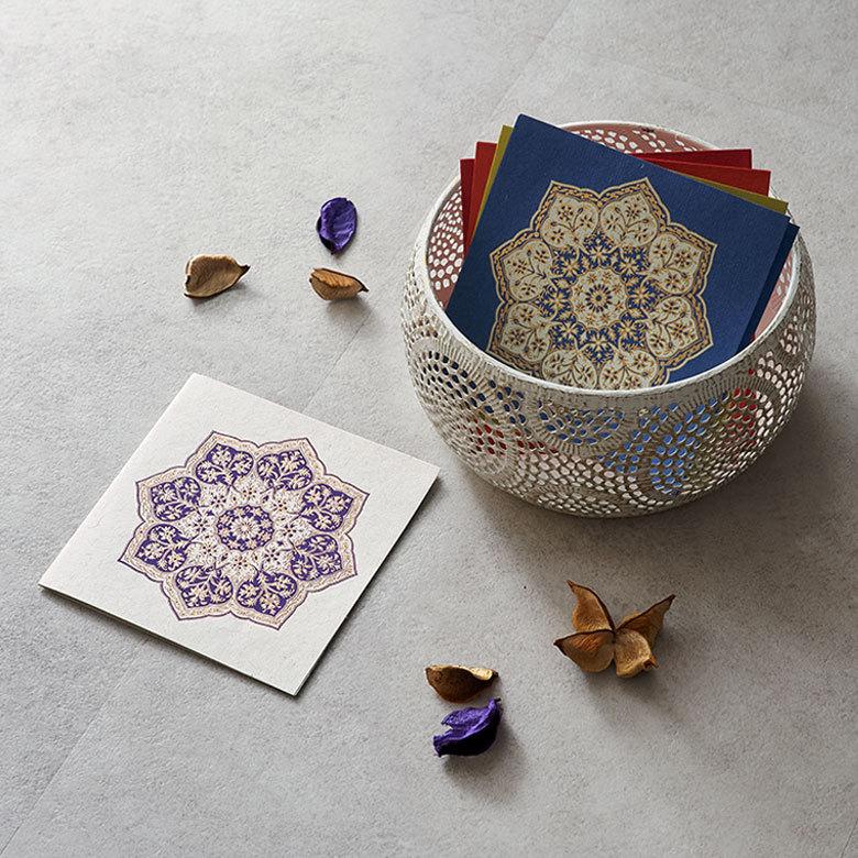 メール便対応 ギフトカード 八角形 曼荼羅柄 インド 見開き 2つ折り 正方形 12.7cm 34537 |  | 01