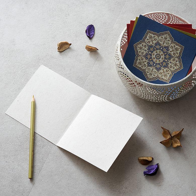 メール便対応 ギフトカード 八角形 曼荼羅柄 インド 見開き 2つ折り 正方形 12.7cm 34537 |  | 12