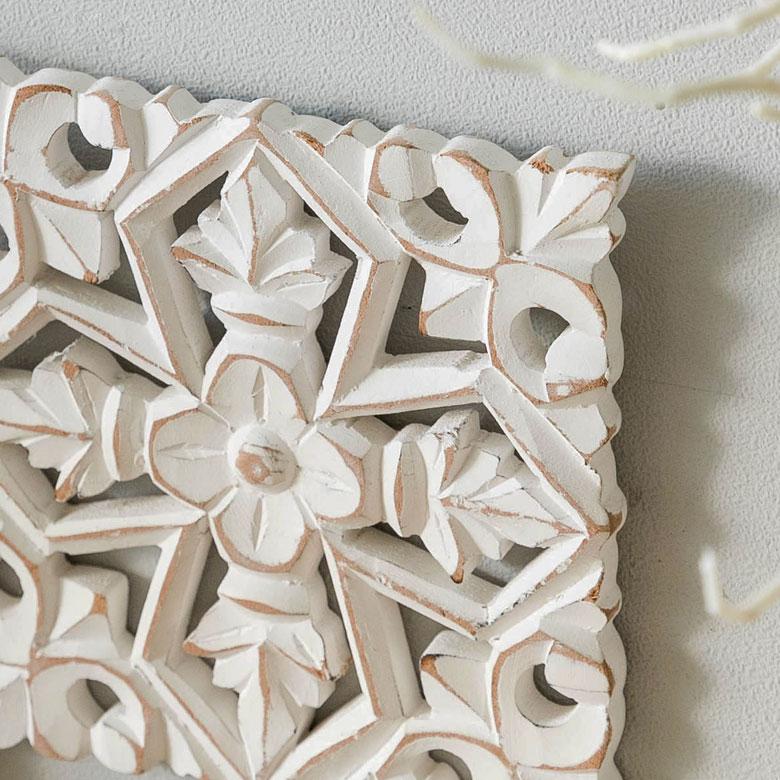 木彫り レリーフ 彫刻 クロス ホワイト 壁掛け カービング アート