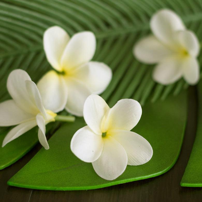 超リアルなプルメリアの造花 フランジパニ 4色展開 ※メール便不可