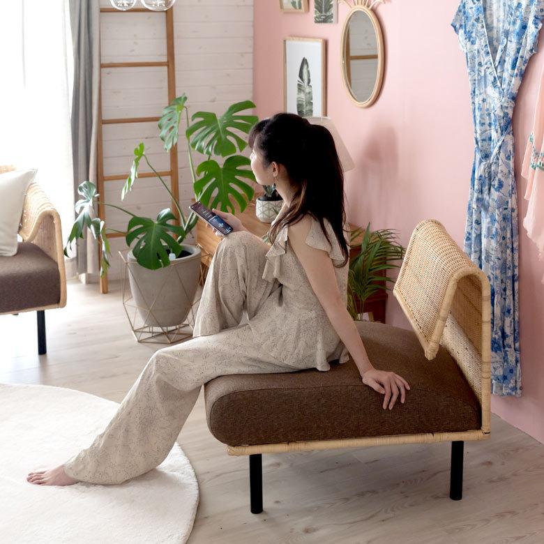 高品質♦️希少デザイン♦️ふわふわラタンシングルソファ♦️大きめ