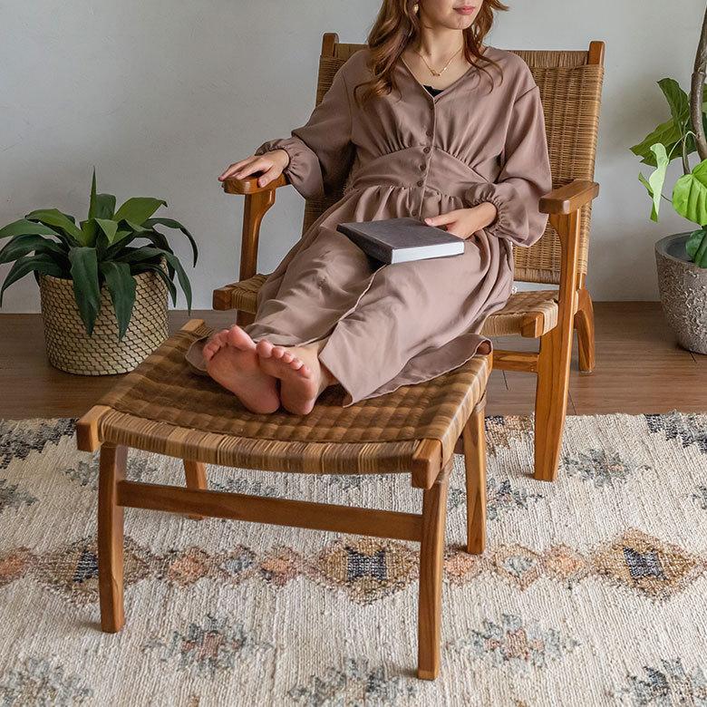 チェア 1人掛け 1P アーム付き 肘掛付き オットマン付き W 70 × D 77 H いす 椅子 アームチェア 91530 | 東谷 | 02