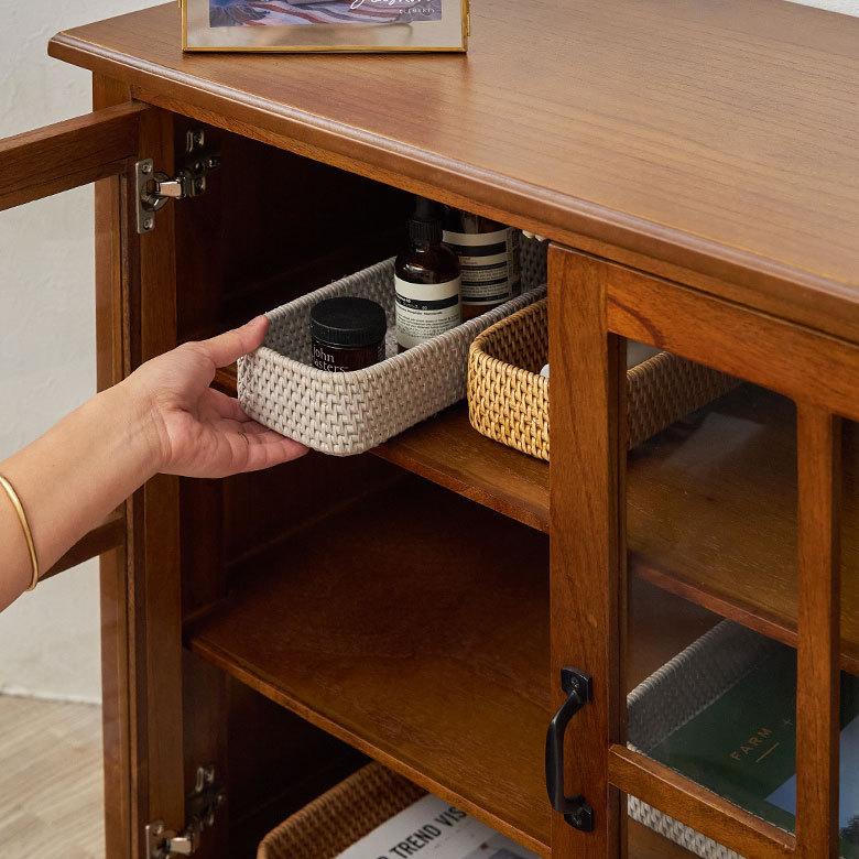 ティンバー キャビネット リビングチェスト チェスト 木製 ガラス扉 天然木 W 80cm D 40cm H 75cm ブラウン 収納家具 リビング収納 おしゃれ 北欧 シンプル 棚 |  | 05
