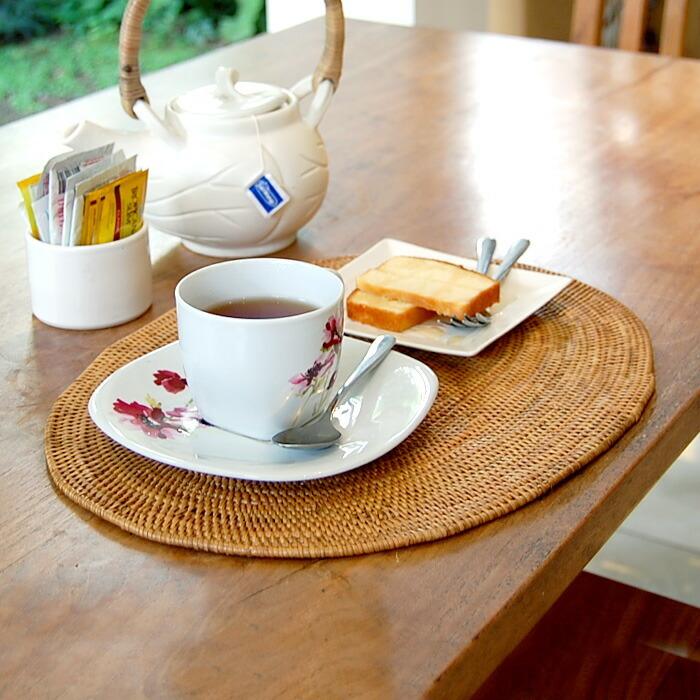 アタ製ランチョンマット バリ島産 40×30cm 2605 : アジア工房 アタ製ランチョンマット バリ島産 40×30cm 2605 : アジア工房
