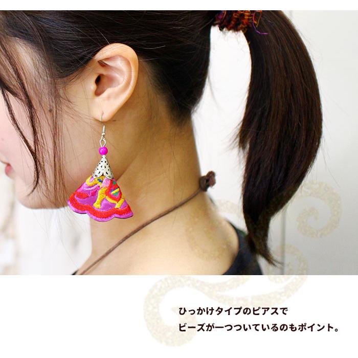 アクセサリー イヤリング レディース 山岳民族デザイン 刺繍ピアス