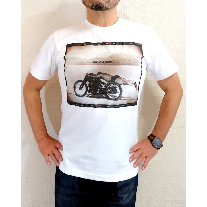 いつか…飛べるさぁ！裸のおじさん挑戦Tシャツ【土日も発送・送料無料