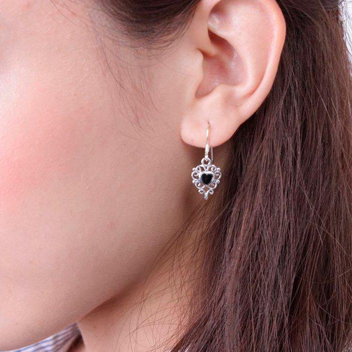 サージカルステンレスピアス アラベスク アレルギーフリー ブラック