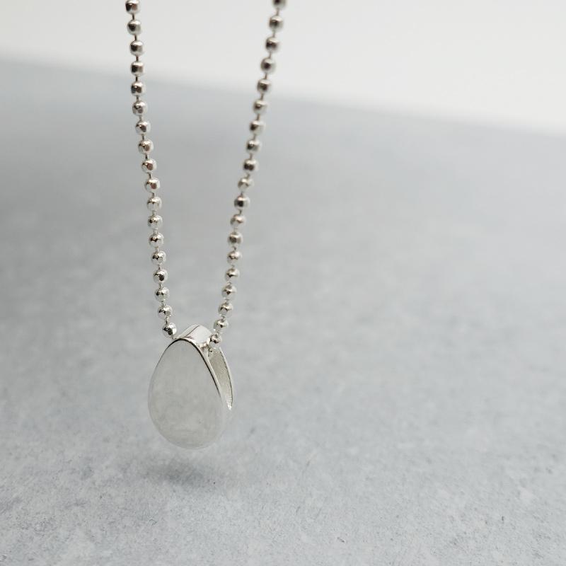 ネックレス ドロップ レディース シルバー925 アレルギー対応 しずく型 小さめ アクセサリー プレゼント ギフト 20代 30代 40代 | ansil | 09