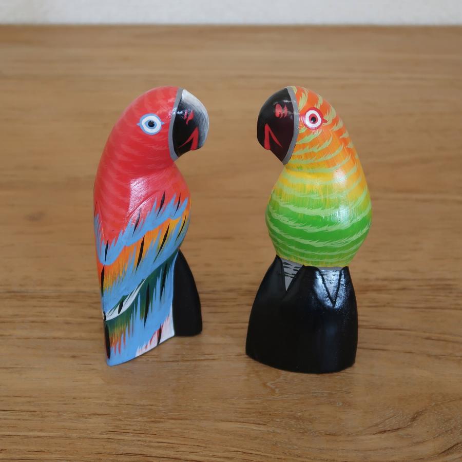 カラフルオウムの木彫り コンゴウインコ 16cm イエロー リゾートインテリア バードオブジェ 鳥の置物 ハワイアン雑貨 010403 ...