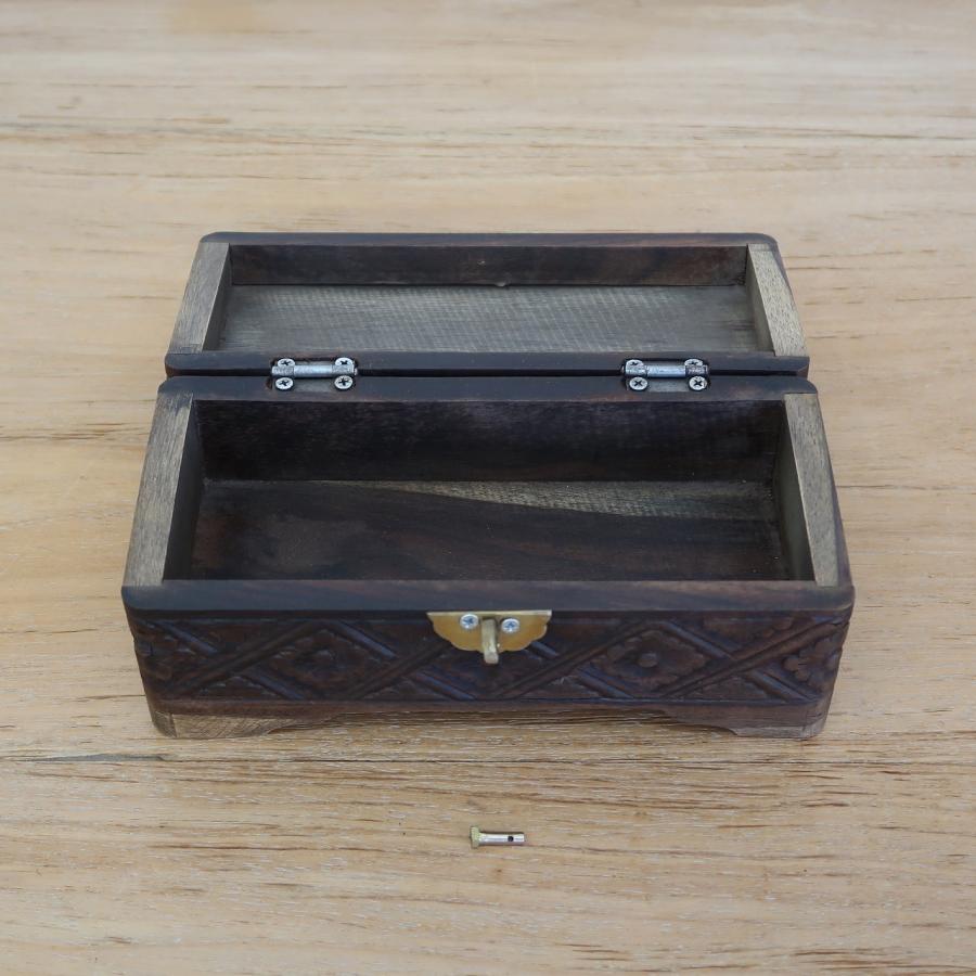 レトロ木製ジュエリーボックス 大容量 宝石箱 アンティーク調 木彫りのジュエリーボックス 20X9.5X8.5 木製 アンティーク調