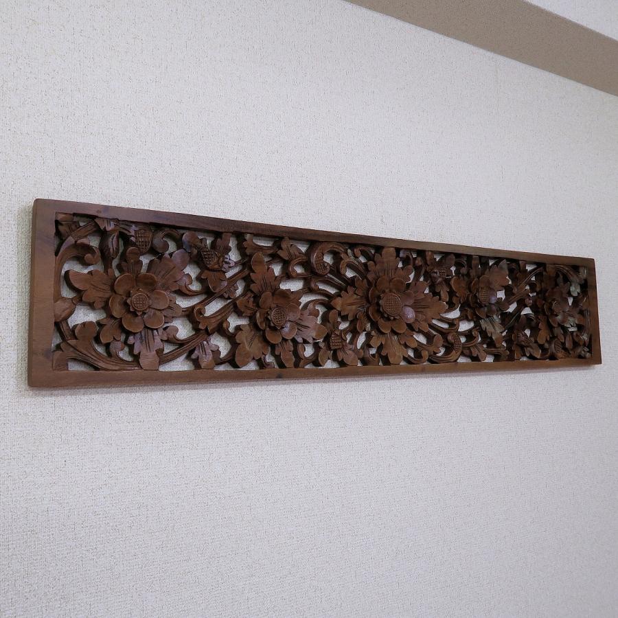 花の木彫りの壁掛けレリーフ 100X20 スワール無垢材 花の木彫りの壁掛けレリーフ 100X20 スワール無垢材