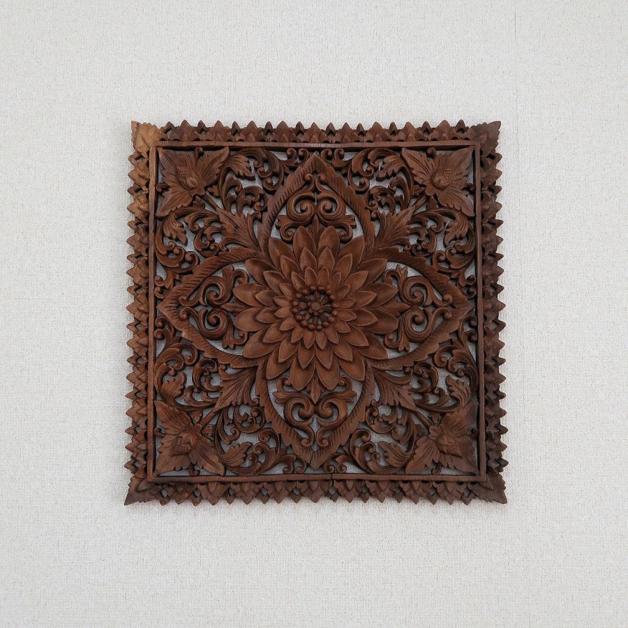 花の木彫りの壁掛けレリーフ 50X50 スワール無垢材 壁掛けタペストリー