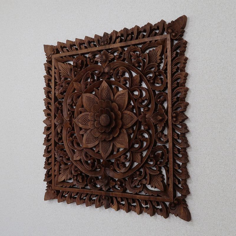 花の木彫りの壁掛けレリーフ 60X60 スワール無垢材 【壁掛け