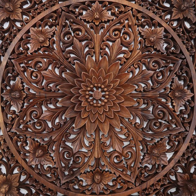 花の木彫りの壁掛けレリーフ 60X60 スワール無垢材 【壁掛けタペストリー 壁飾り ウォールアート 木彫り彫刻】YSA-050784の画像