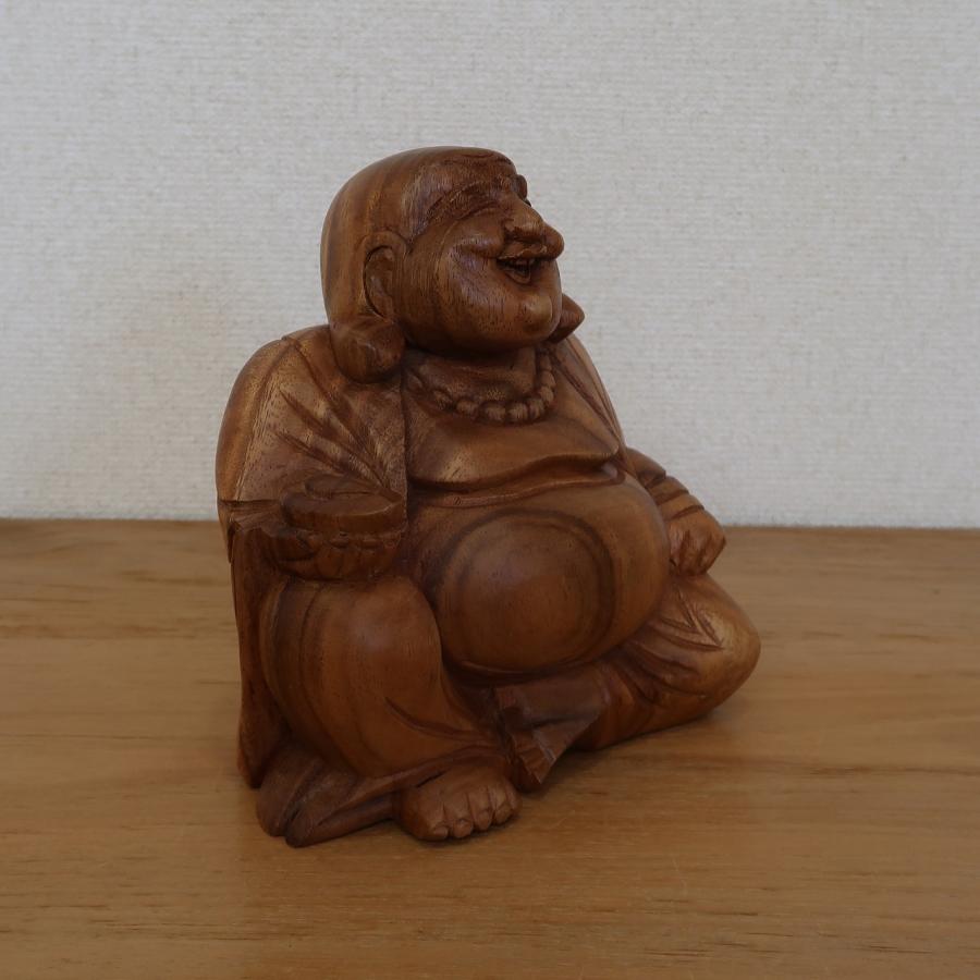 布袋さんの木彫り 座像 木製 スワール無垢材 20cm 七福神 布袋尊