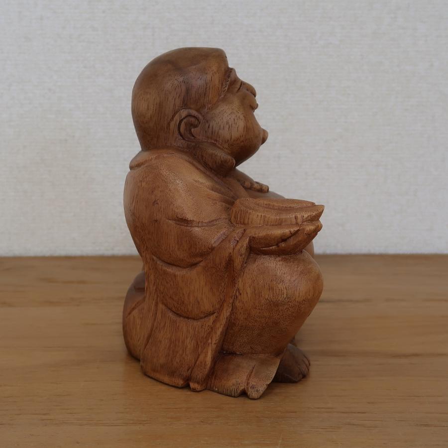 布袋さんの木彫り 座像 木製 スワール無垢材 20cm 七福神 布袋尊