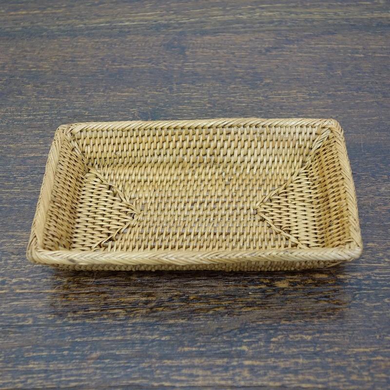 バリ島　トレー(小2枚)　新品未使用　テーブル用品　おぼん　キッチン用品　かご バリ島 トレー(小2枚) 新品未使用 テーブル用品 おぼん キッチン