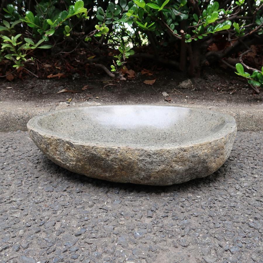 天然石をくり抜いた手水鉢 リバーストーン Sサイズ 花器 いけばな