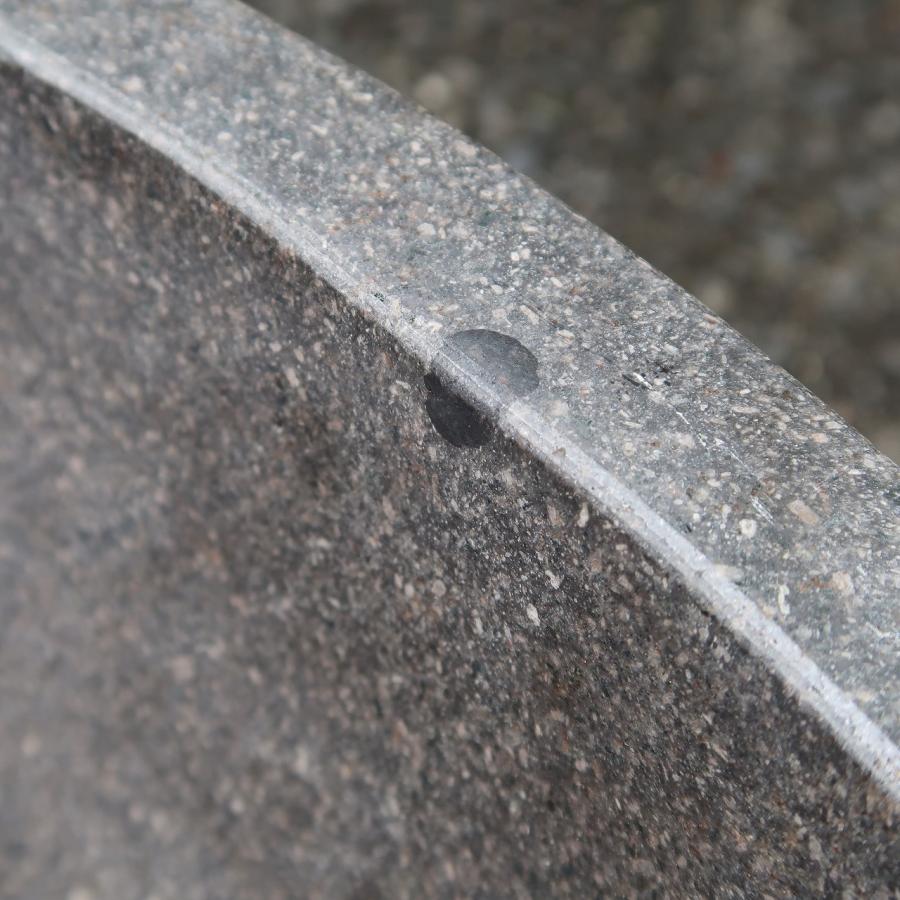 天然石をくり抜いた手水鉢 リバーストーン M 47X38 つくばい 睡蓮鉢