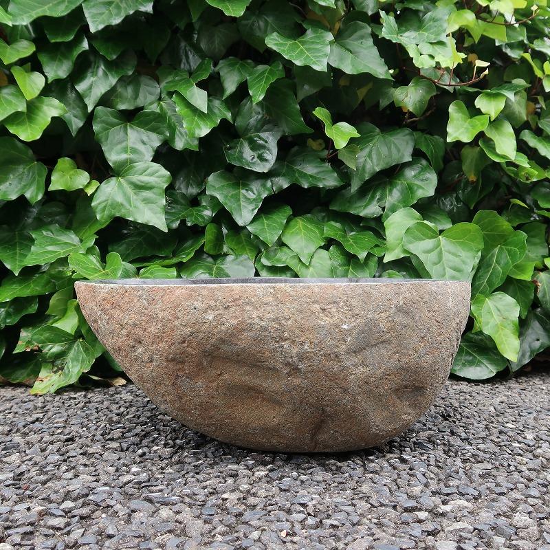 お礼や感謝伝えるプチギフト 天然石をくり抜いた手水鉢 リバーストーン 坪庭 Ysa ガーデン メダカ鉢 すいれん鉢 睡蓮鉢 Lサイズ 42 5x39 つくばい 石材 Www Sibscoffeeroasters Com