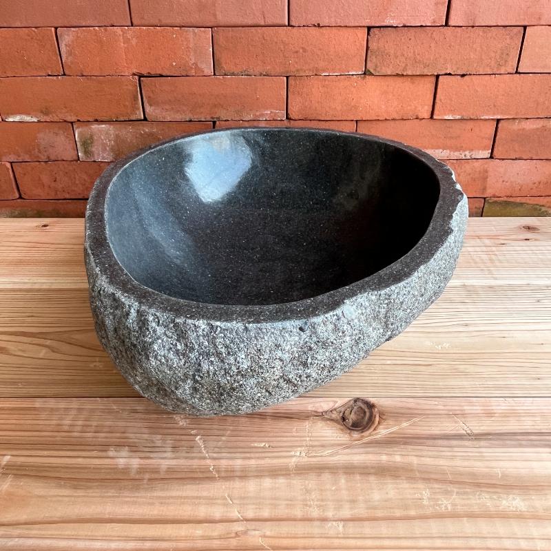 天然石鉢　筆洗　水鉢　希少　一点物 天然石をくり抜いた手水鉢 リバーストーン L 51X39 つくばい 睡蓮鉢