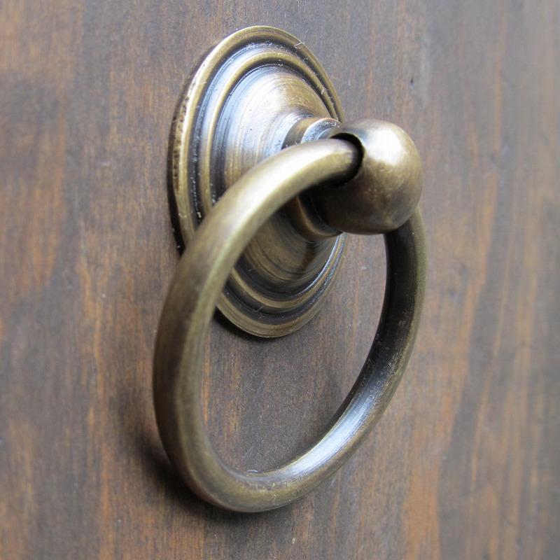 家具の取っ手 真鍮製 アンティークゴールド リングハンドル P-016