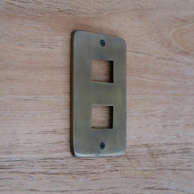 スイッチカバープレート 真鍮製 アンティーク調 2口 JBL.1147-2