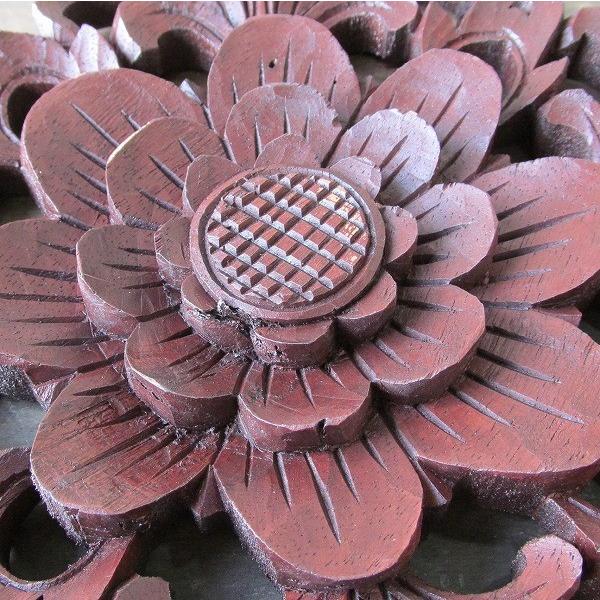 花の木彫りの壁掛けレリーフ 四角形 19X19 壁飾り 壁装飾 透かし 花の木彫りの壁掛けレリーフ 四角形 19X19 壁飾り 壁装飾 透かし