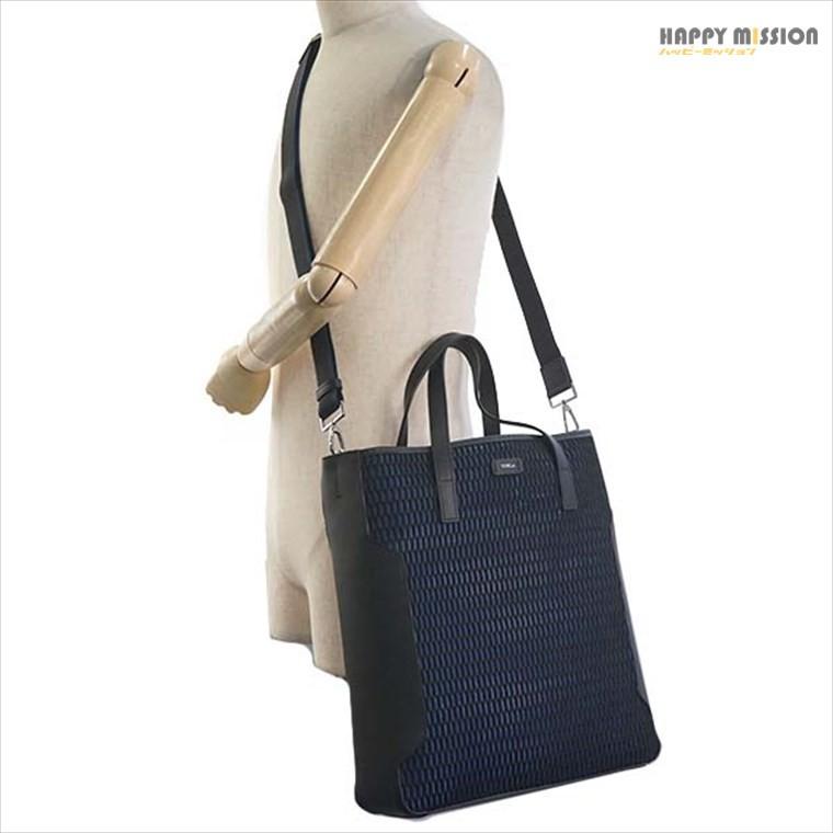 フルラ Furla メンズ トートバッグ 縦型 Pcケース ビジネス U387 Man Scuba トート Bk Bl 1 110 10 0387 0 72 Happy Mission ヤフー店 通販 Yahoo ショッピング
