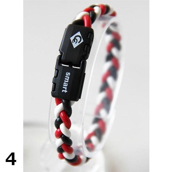 MCMxPHENOMENON限定コラボブレスレット COLANCOLAN マイナスイオン ブレスレット TWIST smart