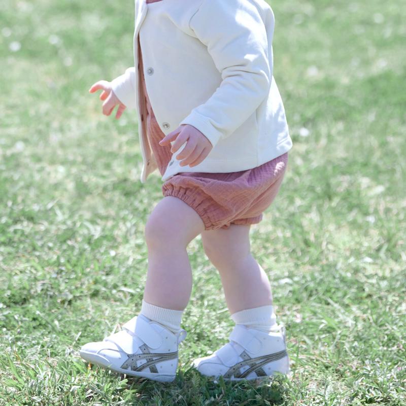 アシックス asics キッズ スニーカー ベルトファーストシューズ 11.5-13.5 ASICS KIDS SUKU2 1144A223 アミュレファースト スクスクの画像