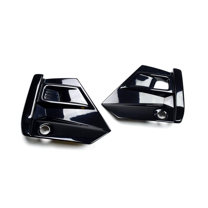 200系 リアルーバーガーニッシュ 全2色 |  | 05