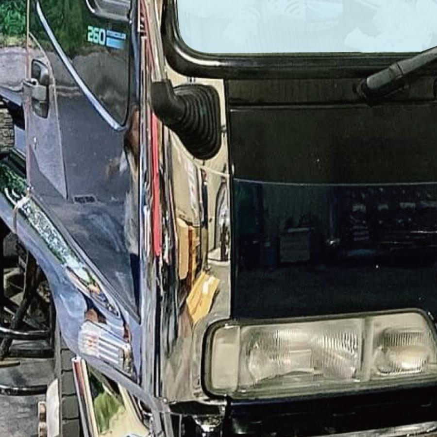 ジェットイノウエ ジェットイノウエ製 メッキコーナーパネル RH（運転