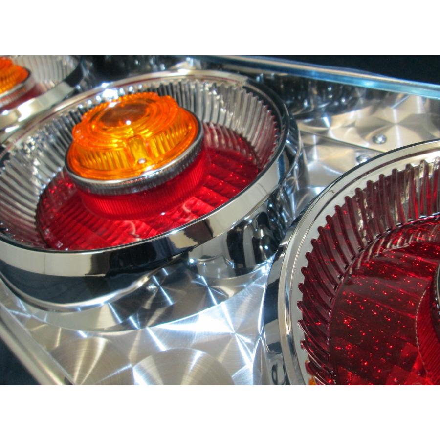日本ボデーパーツ工業 ウロコ仕様 JB 丸型スカイライン3連 日本ボデーパーツ工業 ウロコ仕様 JB 丸型スカイライン3連
