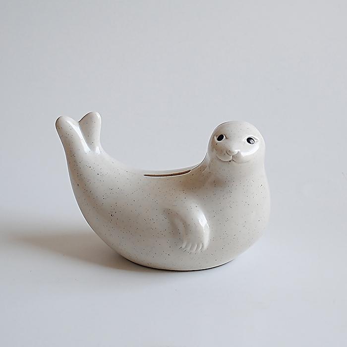 貯金箱 アザラシ Seal Piggy Bank : ASSEMBLAGE - 通販 - Yahoo