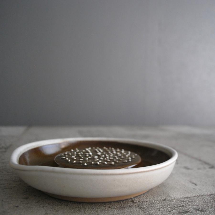 おろし器 白 中 元重製陶所 もとしげ |  | 01