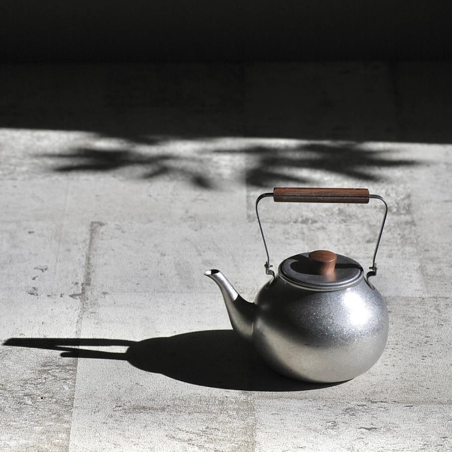 ざらめ急須・大 |  | 09