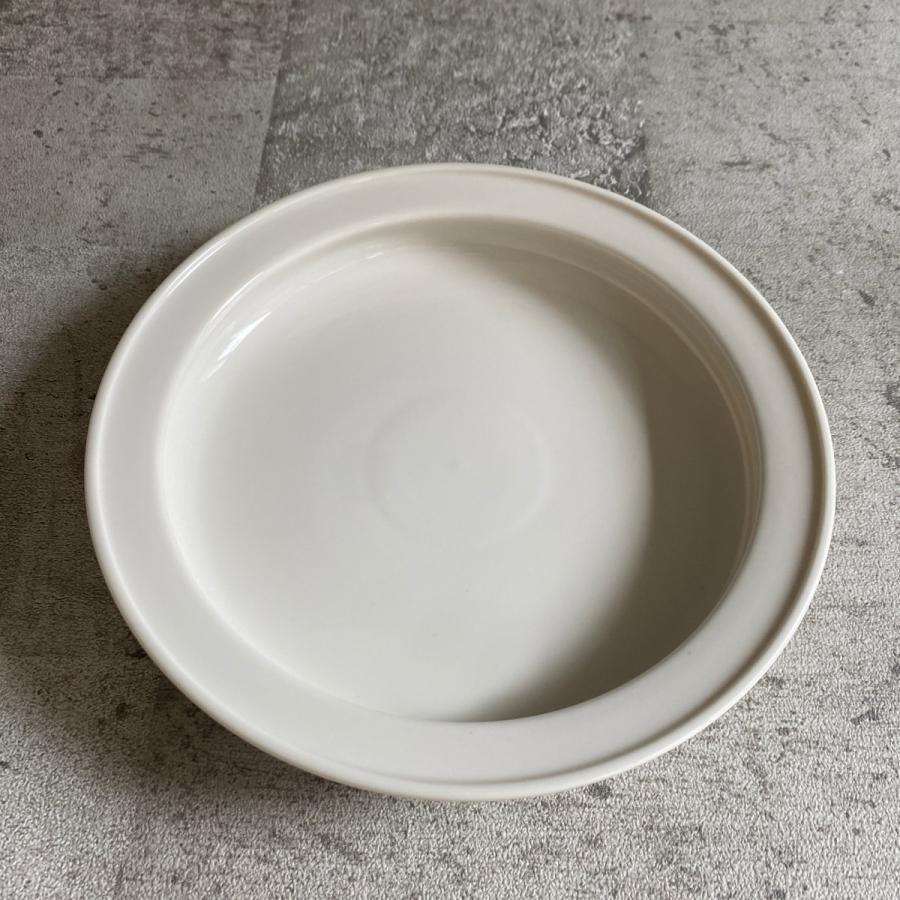 ユニバーサル食器ディーププレート 21cm・白 | 